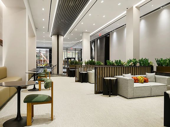 4th image of 20 Rockwell Pl #2723Q