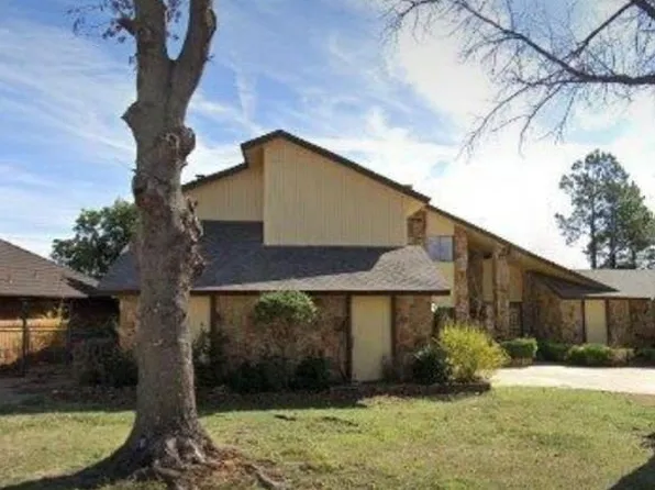 11124 Lakeridge Run, Oklahoma City, OK 73170