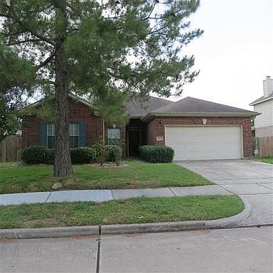 1st image of 2611 Silvermeadow Dr