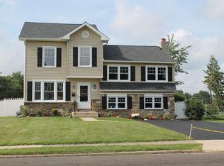 349 Henry Ave, Warminster, PA 18974