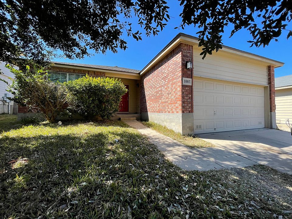 1st image of 1003 Magnolia Fld