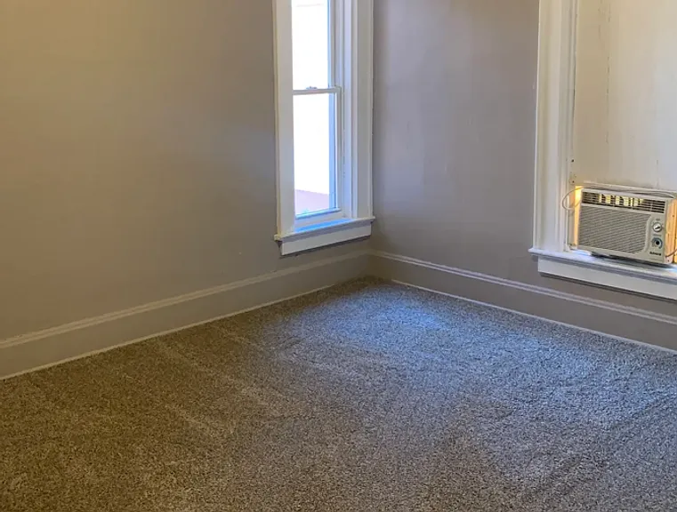 520 S 2nd St — Photo 6