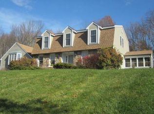 16 Apple Rdg, Roxbury, CT 06783