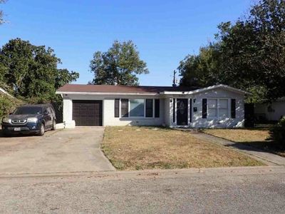 2302 E Mistletoe Ave, Victoria, TX, 77901