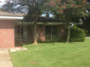 1406 Saint Rose Ave, Baton Rouge, LA 70808