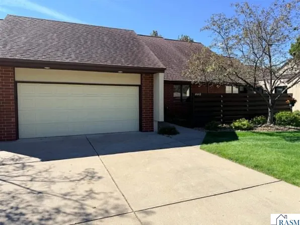 1512 S Franklin St, New Ulm, MN 56073