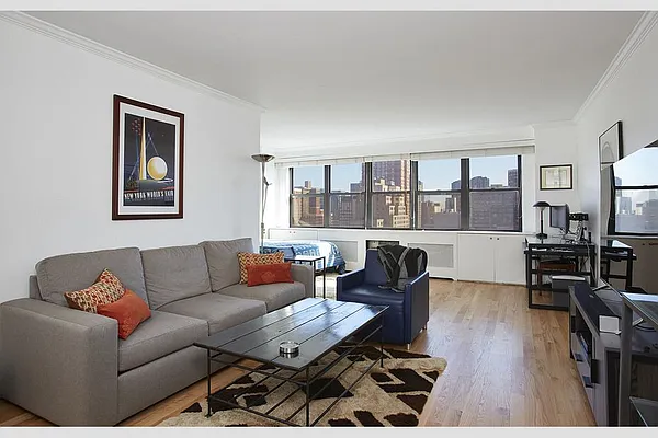 Sold by Stribling | media 1