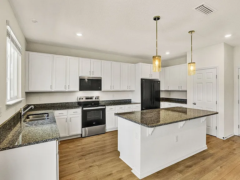 11321 Panther Lake Ct — Photo 5