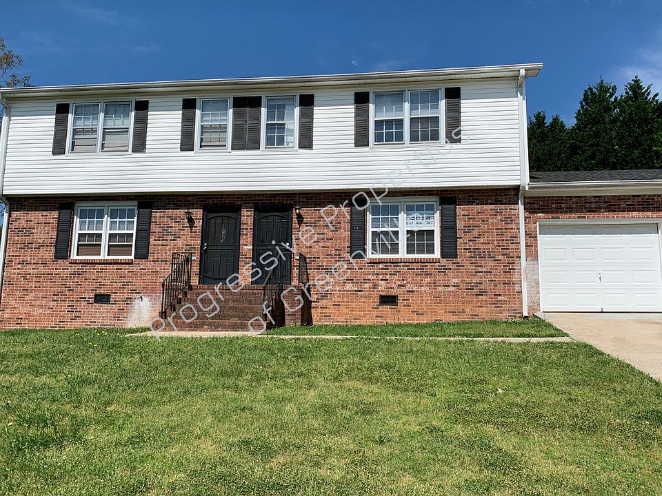 1st image of 216 Wexford Dr
