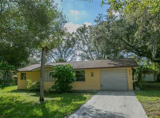 375 Gray Rd, Englewood, FL 34223