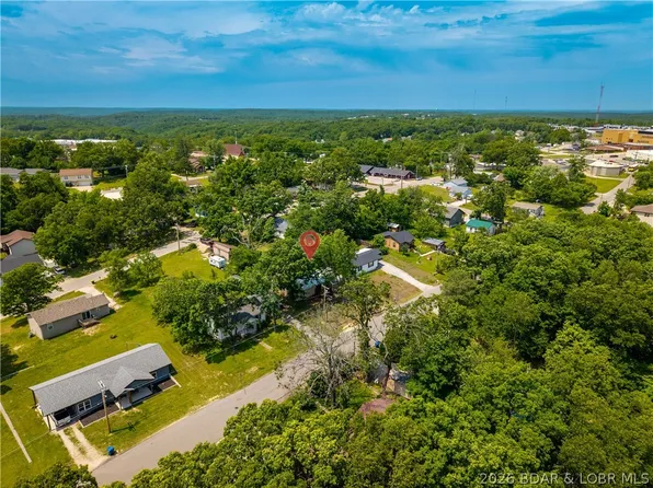 181 Cedar St, Camdenton, MO 65020