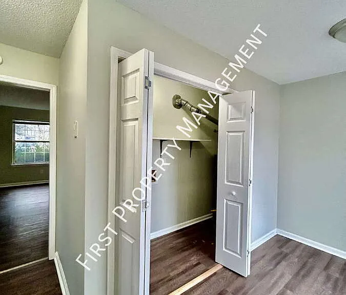 1288 Wright St — Photo 6