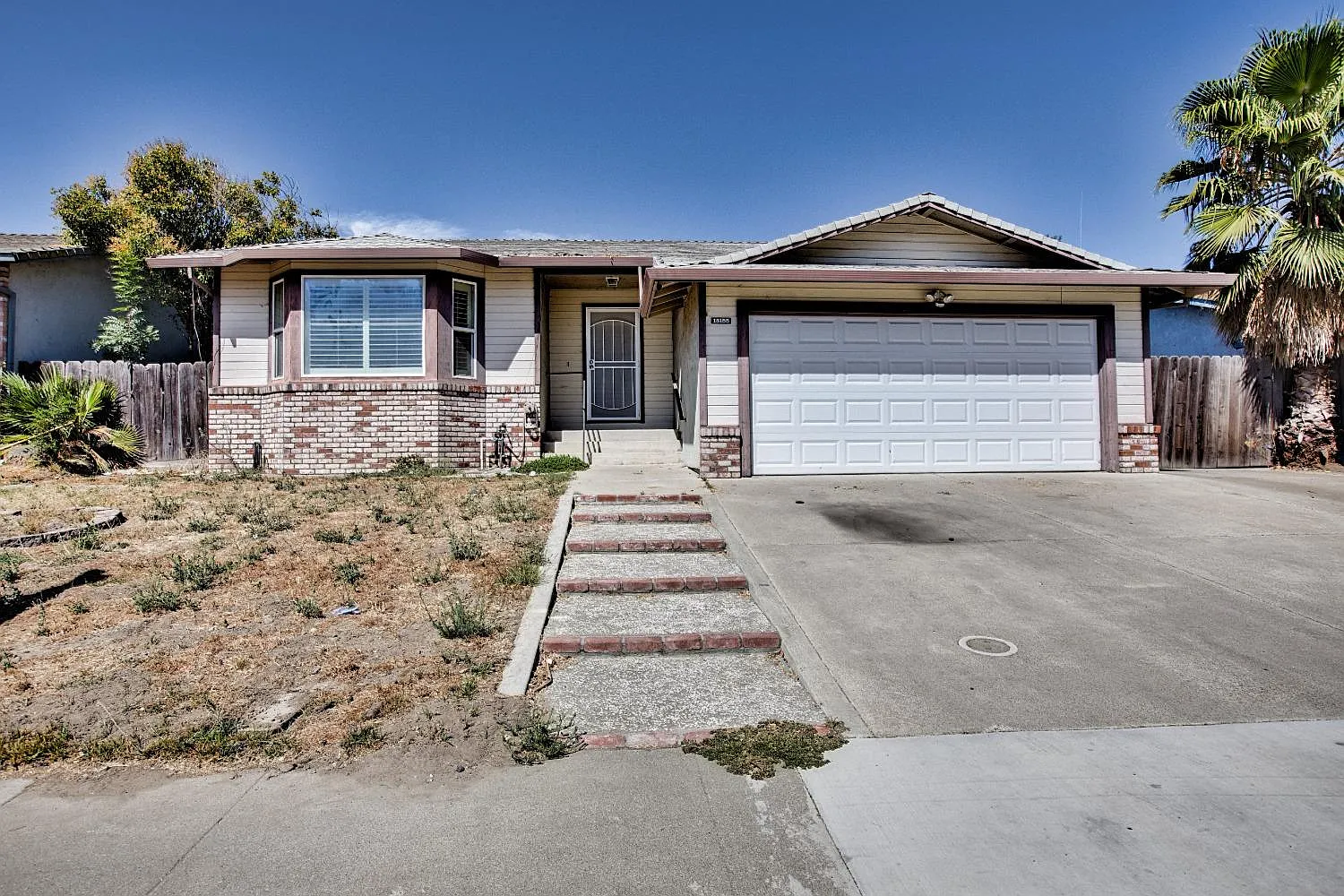 15155 Cambridge Dr photo 1