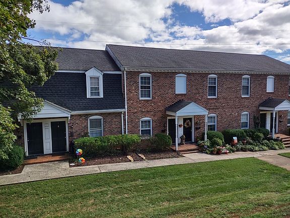 5th image of 1900 Canterbury Ct #3