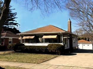 918 W William St, Champaign, IL 61821