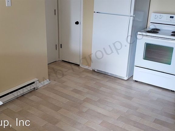 5th image of 8515 32nd Ave APT 6