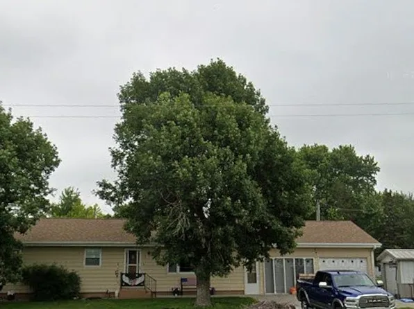 418 E Highway 42, Ethan, SD 57334