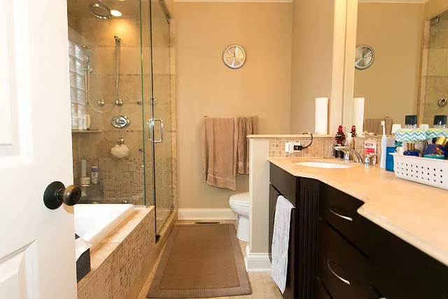 831 W Buckingham Pl #2C — Photo 16