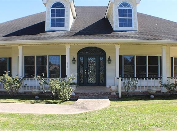 2nd image of 18195 Westbury Rd