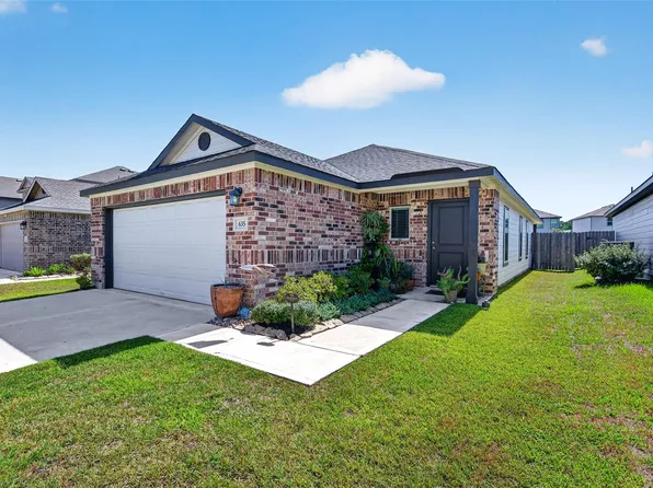 635 Levine Ct, Montgomery, TX 77316