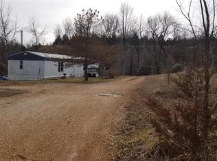 901 Walton St, Mineral Point, MO 63660