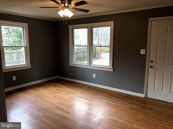 4th image of 10917 Deerfield Dr