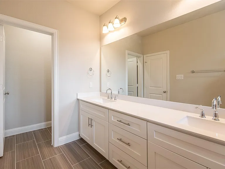 3073 Galveston St — Photo 13