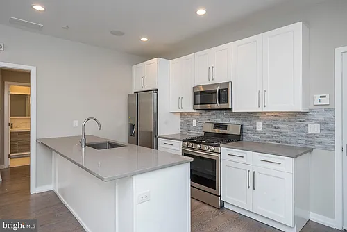 1128 S 13th St #2R Photo 1
