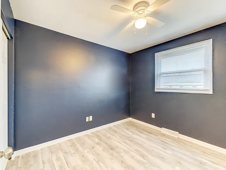 1016 Parkcrest Dr — Photo 13