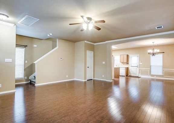 5th image of 514 Willow Grove Dr
