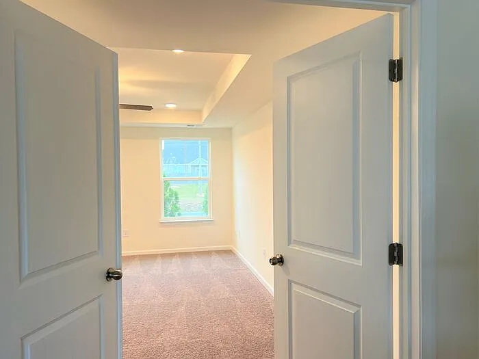 6039 Haddington Dr — Photo 21