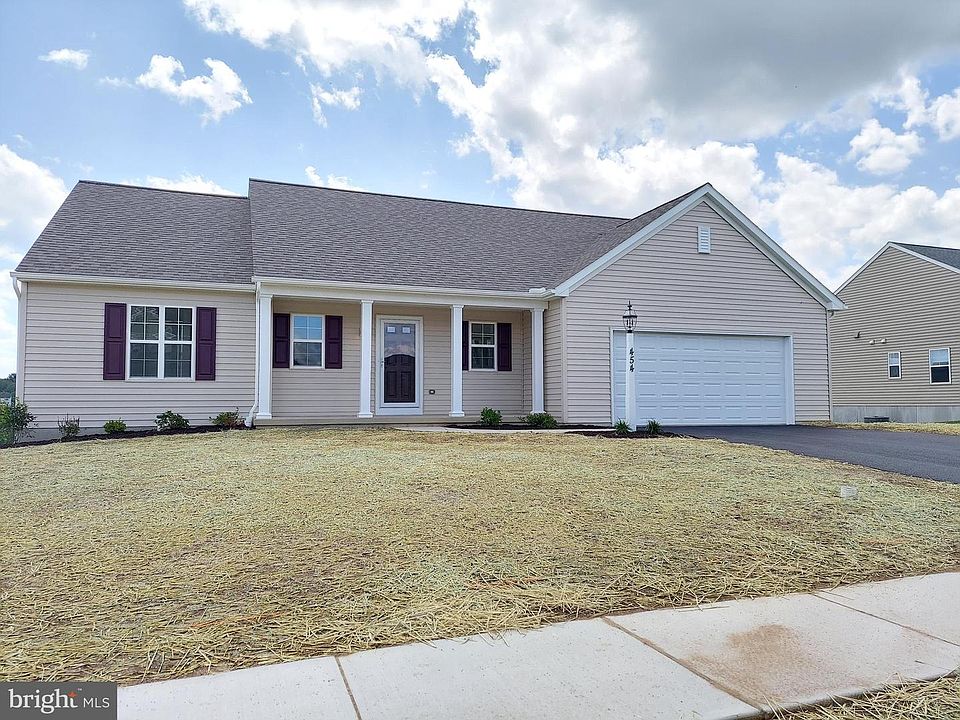 1st image of 454 Springhouse Ln