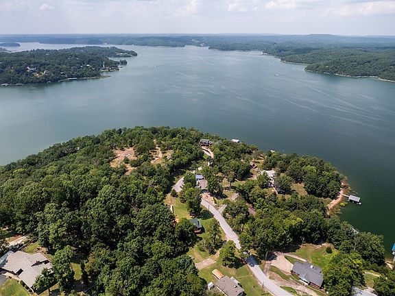 5th image of 18312 Roth Ridge Rd #26-31