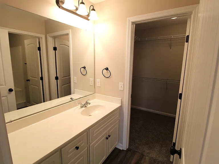 568 Deerchase Ct — Photo 8