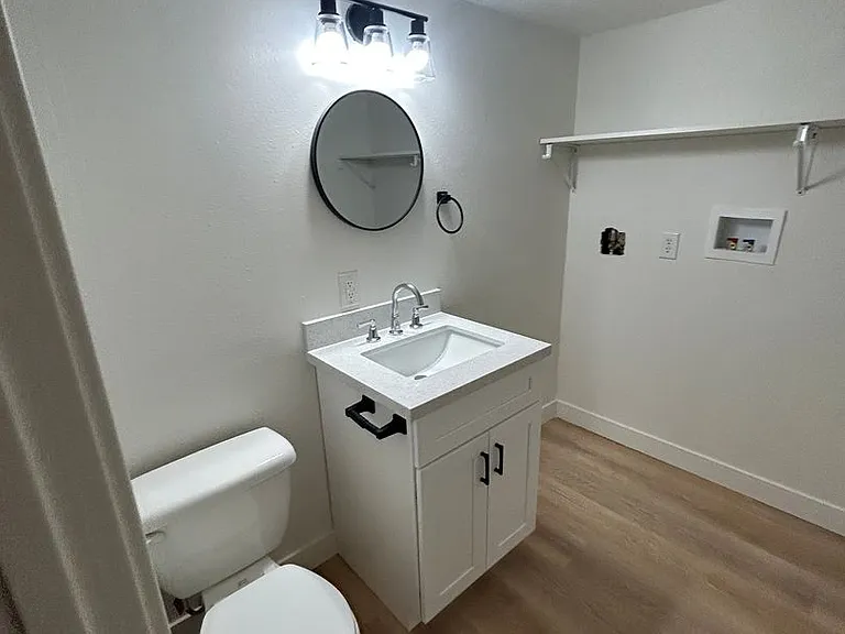 Allred 4 Plex — Photo 5