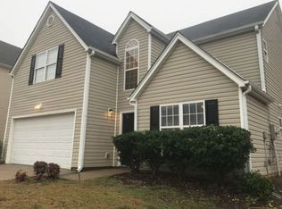 295 Shadowbrooke Cir, Loganville, GA 30052