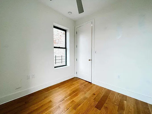 Rented by Keller Williams NYC | media 32