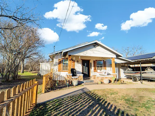 206 E 2nd St, Breckenridge, TX 76424