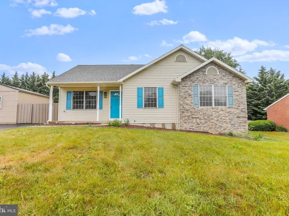 20 Whittier Hts, Hagerstown, MD 21742