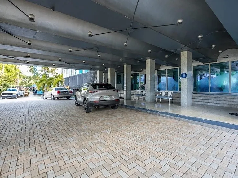 5055 Collins Ave #2K — Photo 19