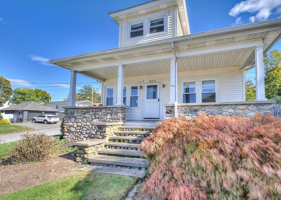 1st image of 586 Oaklawn Ave