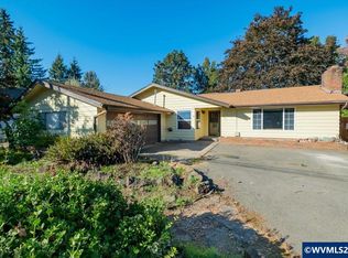 1091 SE 3rd Ave, Mill City, OR 97360