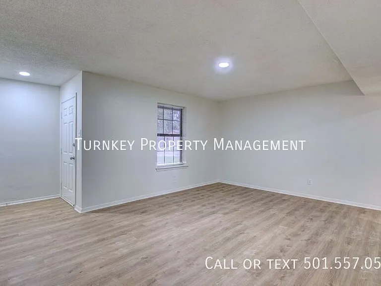 285 Kelso Rd — Photo 7