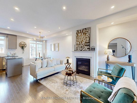 5th image of 6 Oakmore Ln
