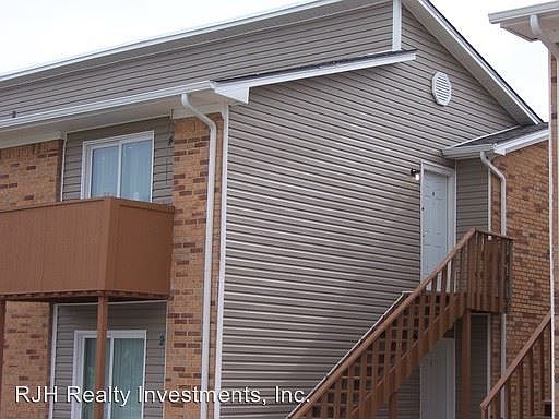 1st image of 1331 Glen Oaks Ct APT 3