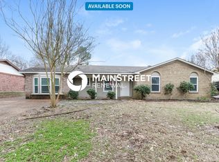 7273 Meadowbrook Dr, Horn Lake, MS 38637