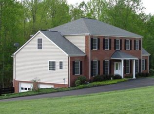 40 Keswick Glen Dr, Keswick, VA 22947