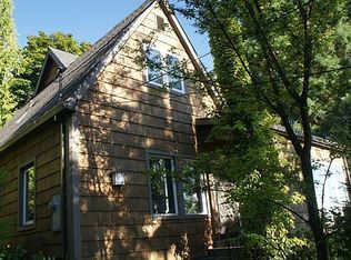 2958 SW Dosch Rd, Portland, OR 97239