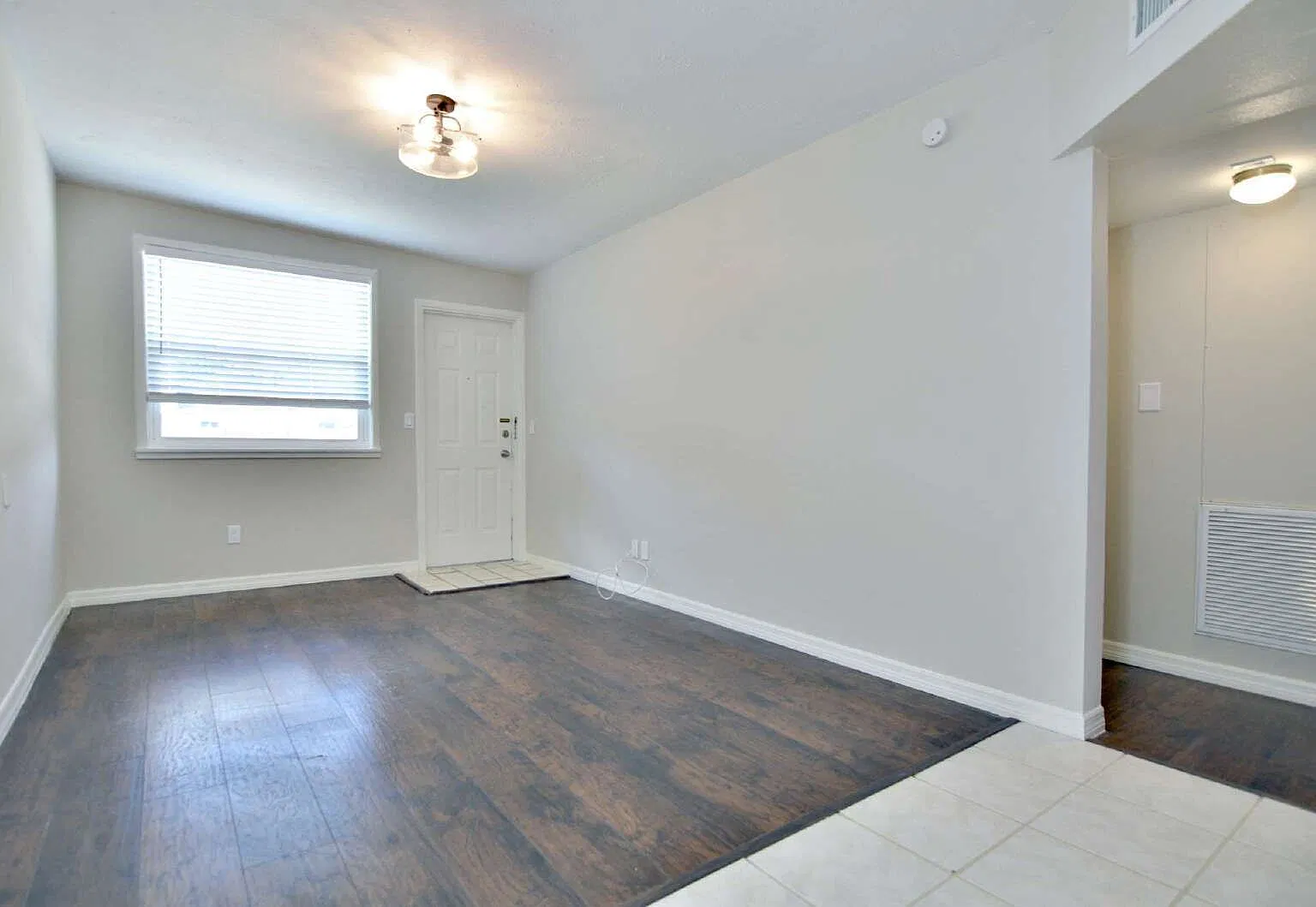 2 bed, 1.0 bath, 600 sqft, $1,595 — Photo 4