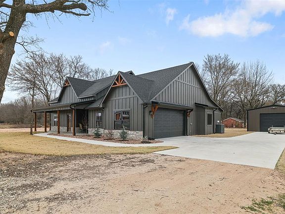 2nd image of 11931 Maximus Ln